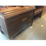An oak bedding box Live bidding available via our website, if you require P&P please read