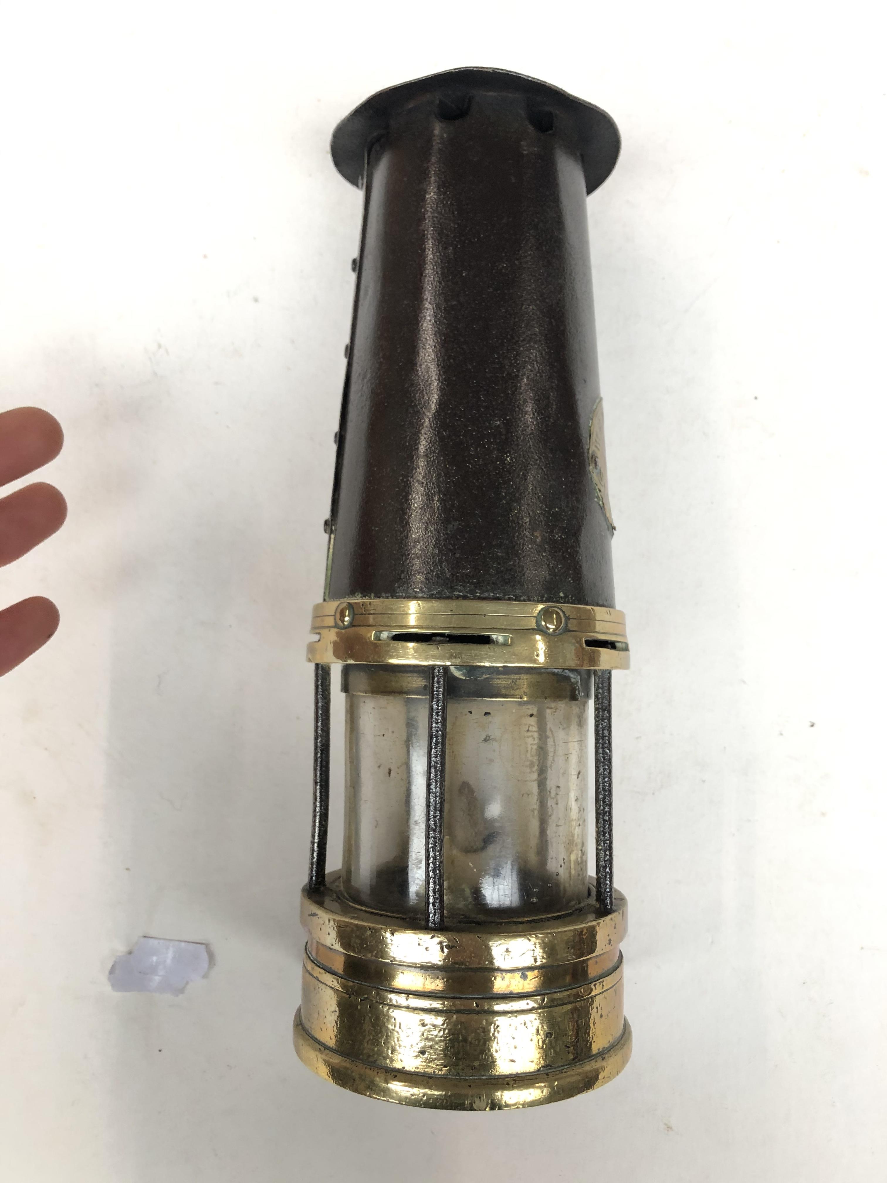 Vintage miners lamp by W. E Teale and company - Image 3 of 8