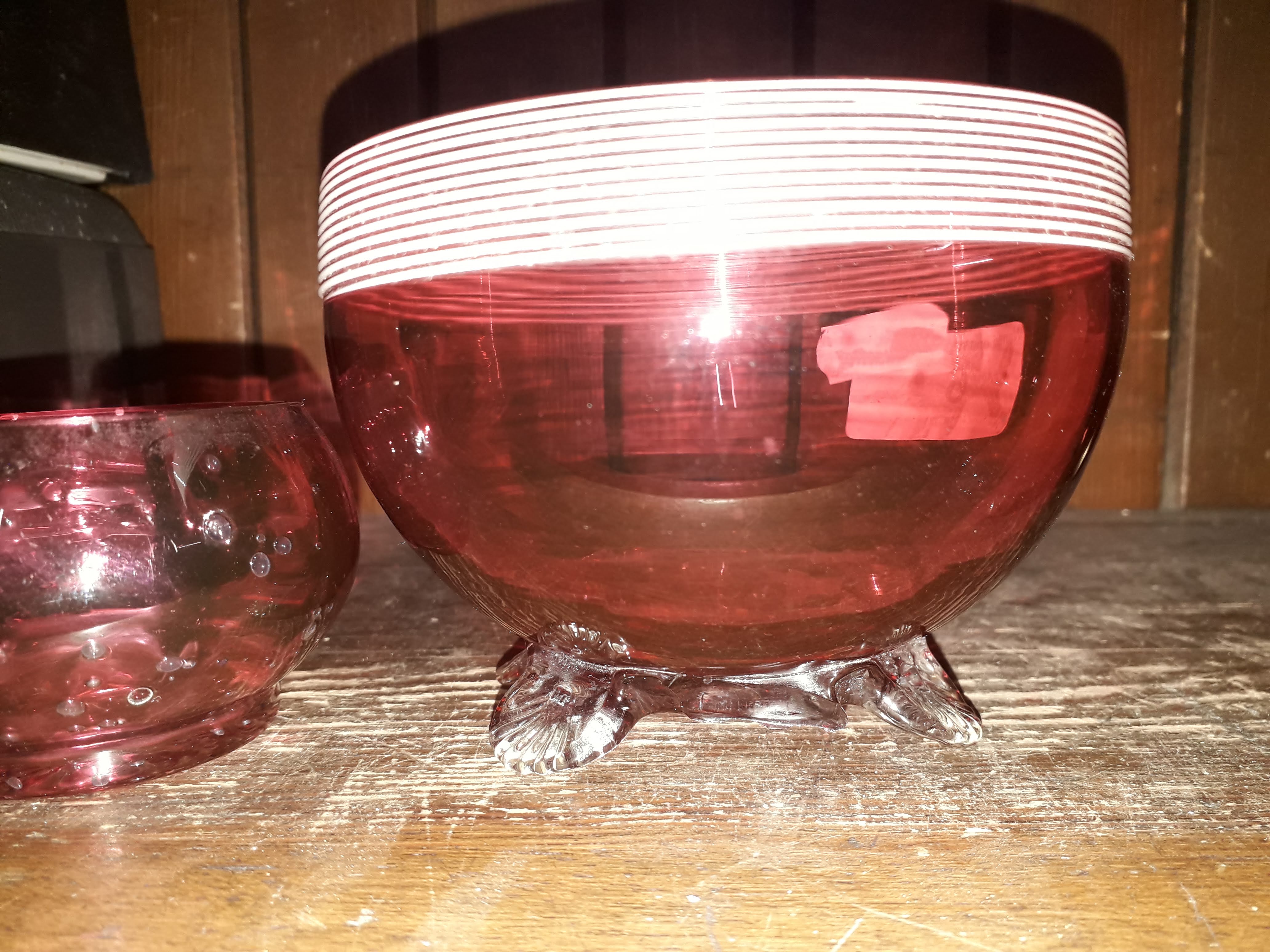 5 cranberry glass pieces - Image 2 of 6