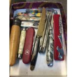 A collection of 12 various penknives/knives and a cigar cutter.