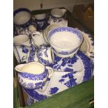 Box of mixed blue and white Wiloow pattern dinner/tea ware