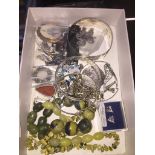 Tray of mixed jewellery inc. silver bangles etc.