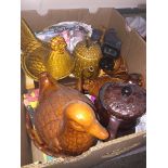 Box of kitchen pottery