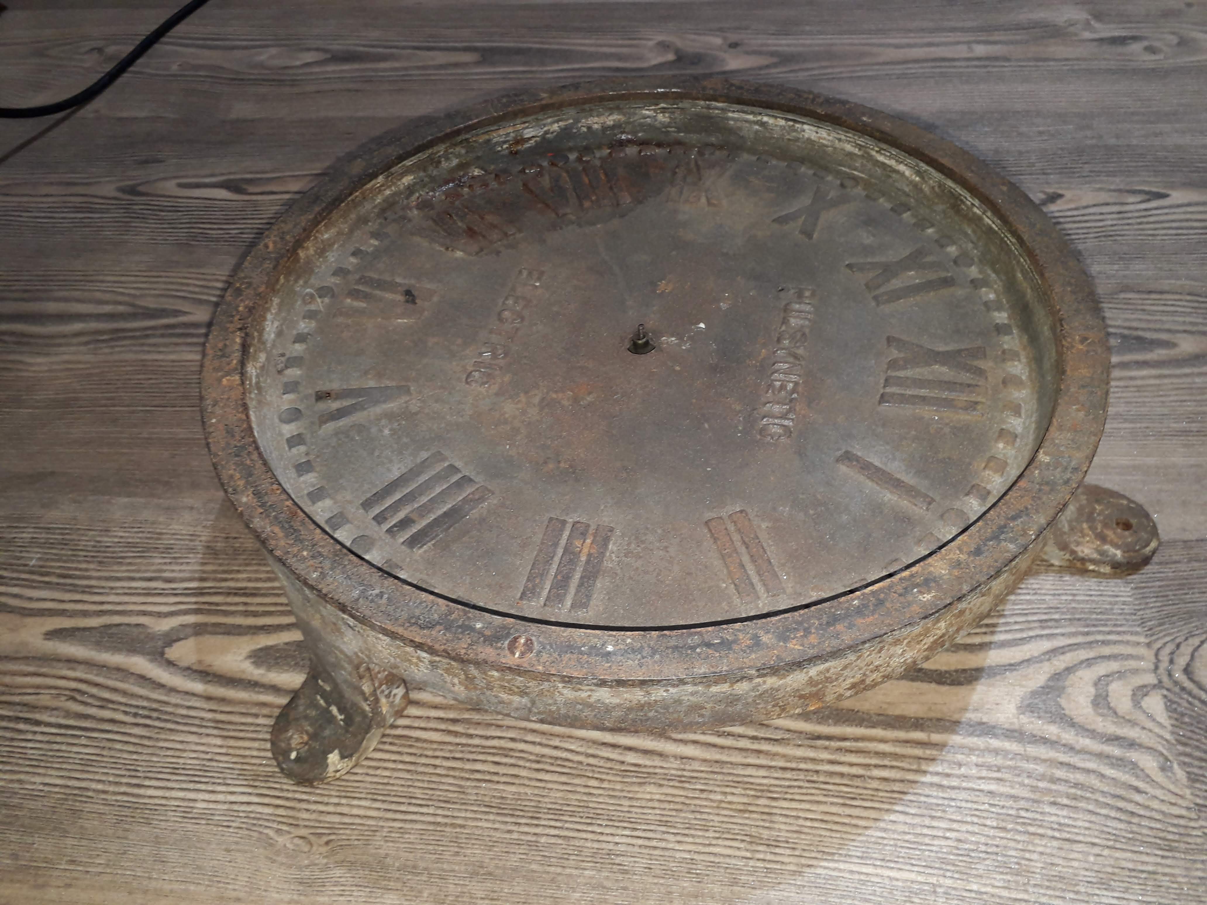A cast iron station clock PULSYNETIC ELECTRIC diam. 33cm, as found. - Image 3 of 6