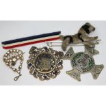 A mixed lot comprising a RAOB hallmarked silver medallion, two yellow metal pendants, a vintage