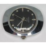 A vintage stainless steel Seiko 5 manual wind wristwatch having signed black dial with silver tone