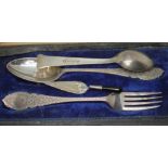 A mixed lot of hallmarked silver comprising a cased christening spoon and fork, another spoon and
