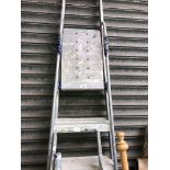 2 sets of aluminium step ladders