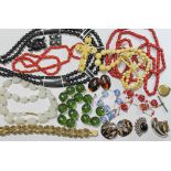 A mixed lot of vintage jewellery including a yellow metal bracelet length 19cm, a pair of