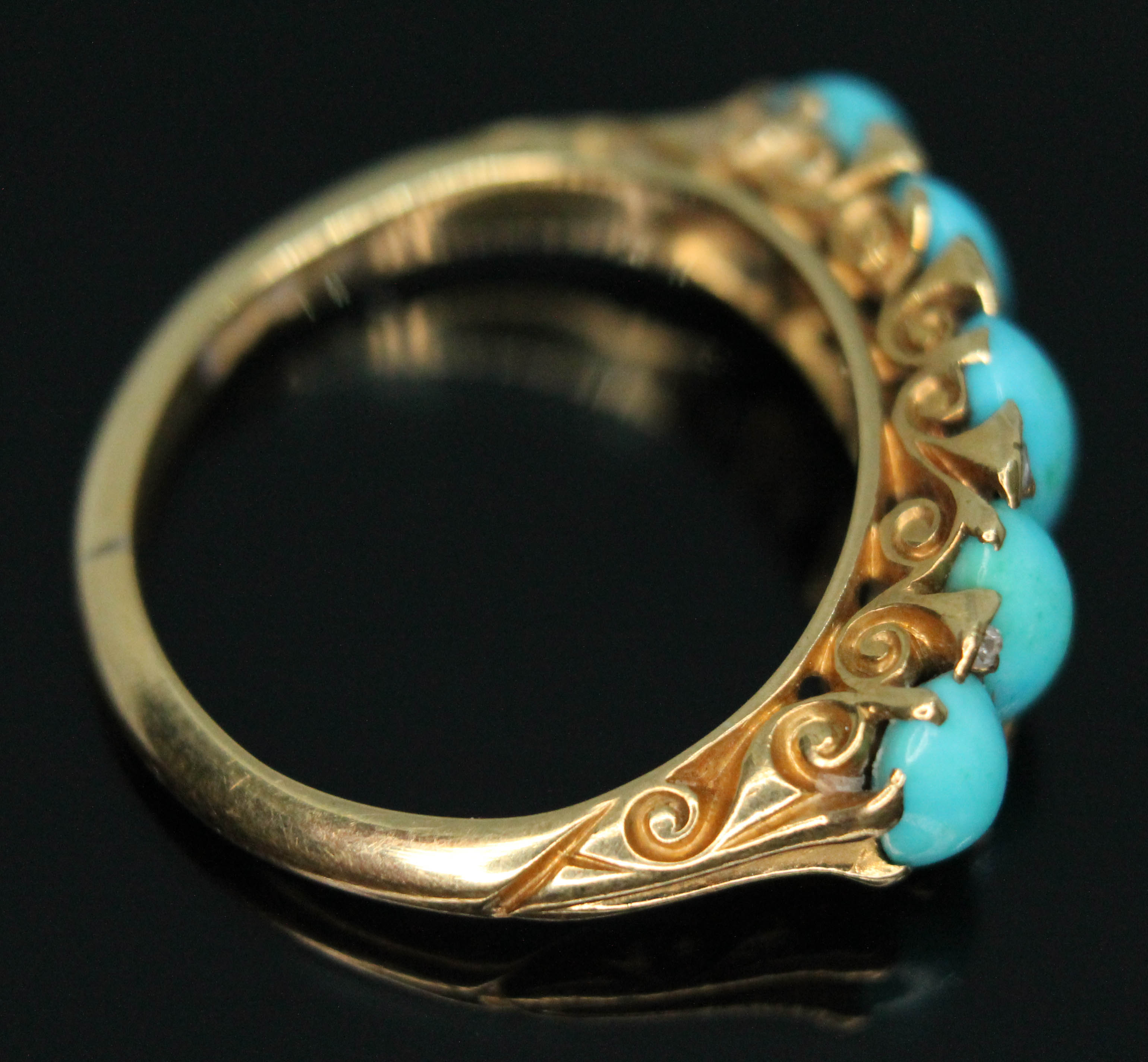 A Victorian turquoise and diamond ring, scroll setting, marked '18c', gross wt. 4.83g, size N. - Bild 5 aus 7