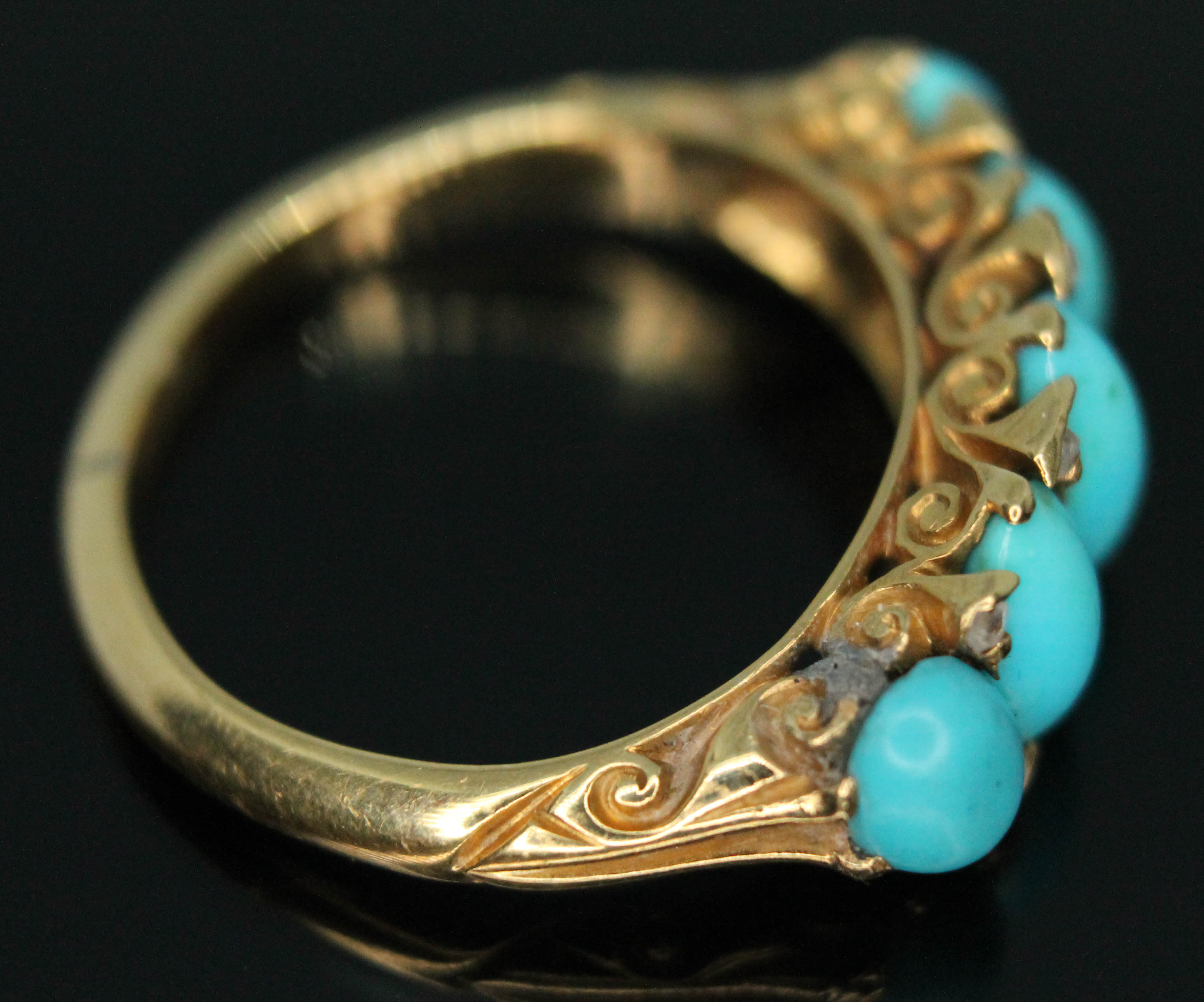 A Victorian turquoise and diamond ring, scroll setting, marked '18c', gross wt. 4.83g, size N. - Bild 2 aus 7