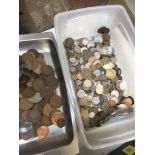 Tray and plastic tub of world and GB coins