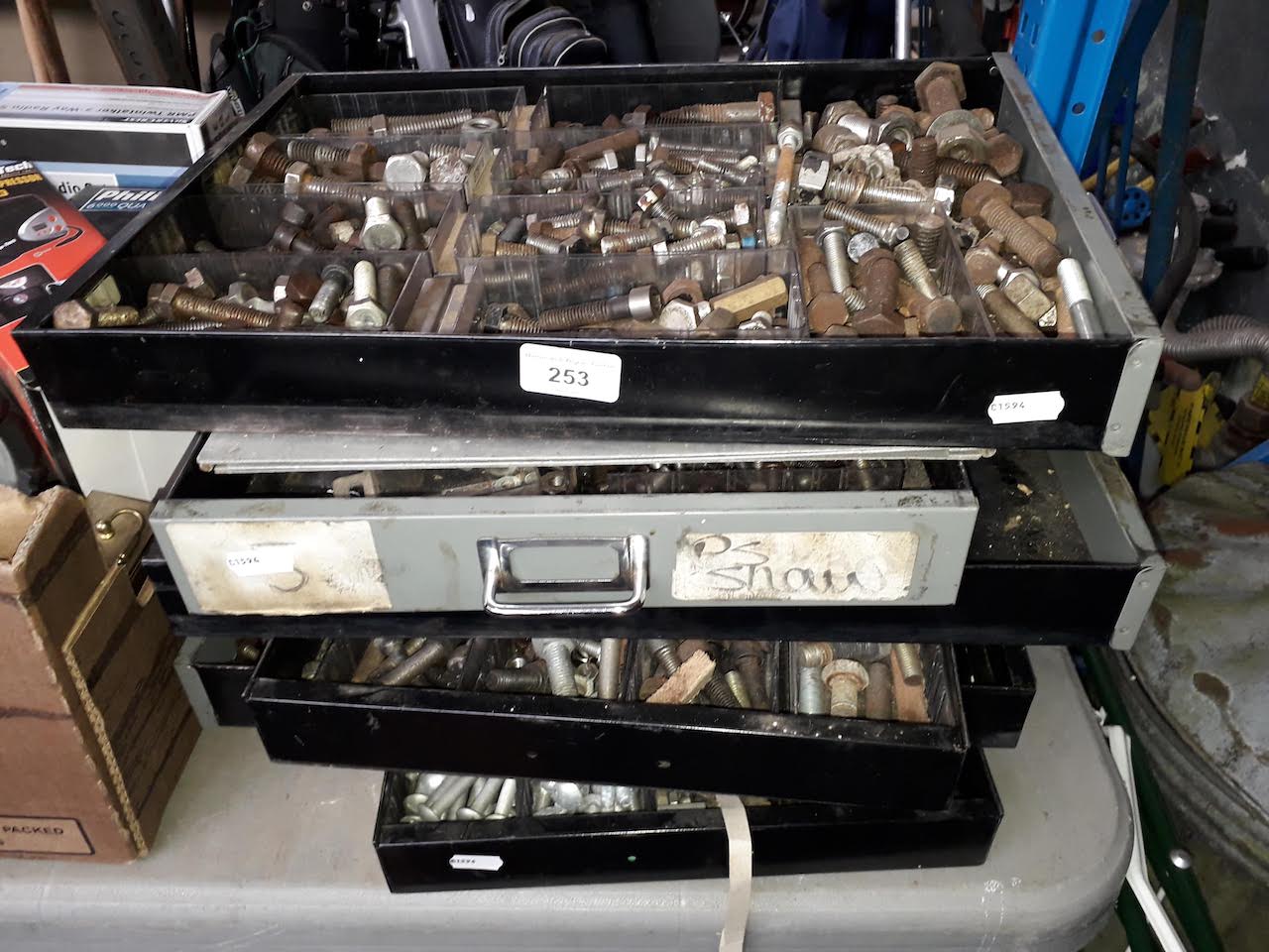 6 metal trays of nuts and bolts, various sizes