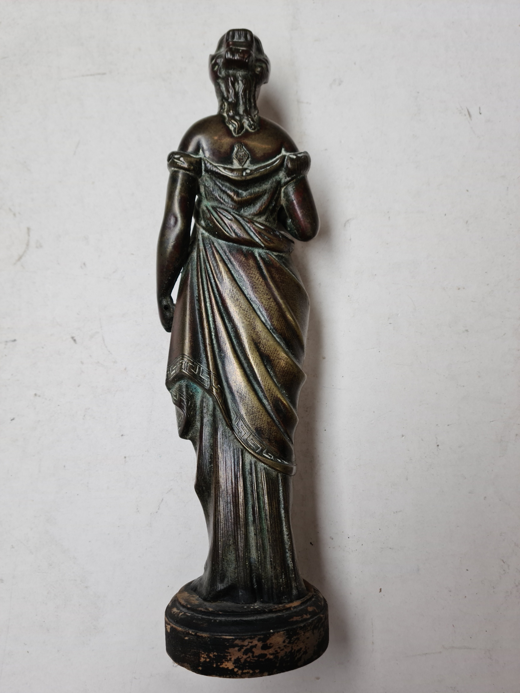 A spelter figure - Image 2 of 6