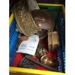 A crate of mixed brass and copper items