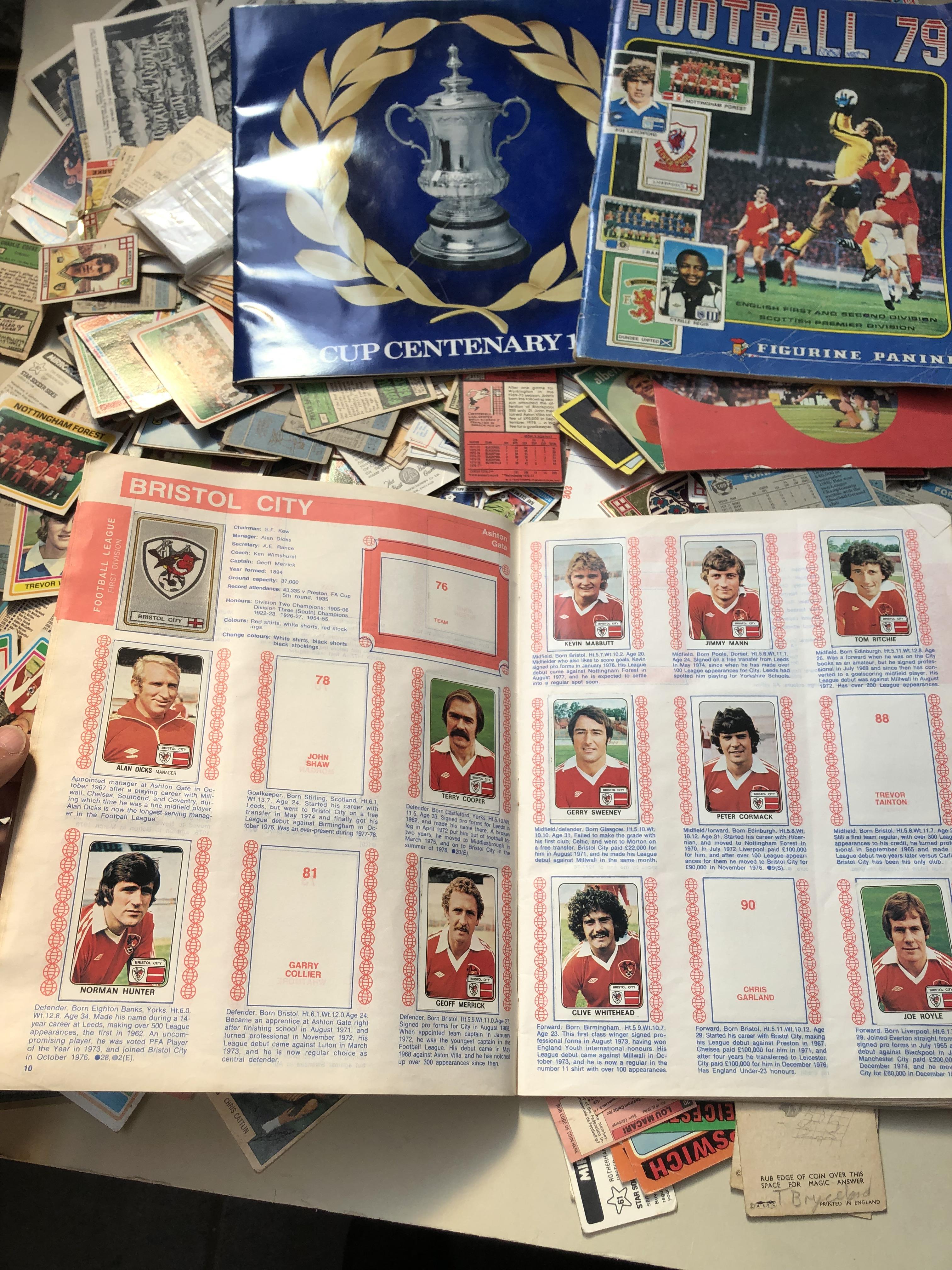 A suitcase containing collectors cards (mainly football) - Bild 17 aus 33