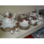 Royal Albert Old Country Roses dinner ware approx. 60 pieces