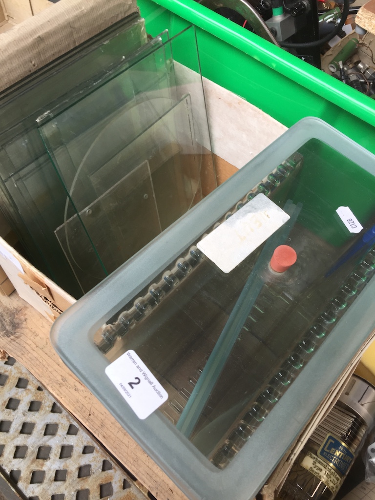 A box of glass plates and a developing chamber - chromatography tank.