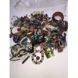 A bag of costume jewellery