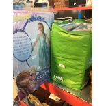 28 Disney's Frozen Elsa dresses - age 7