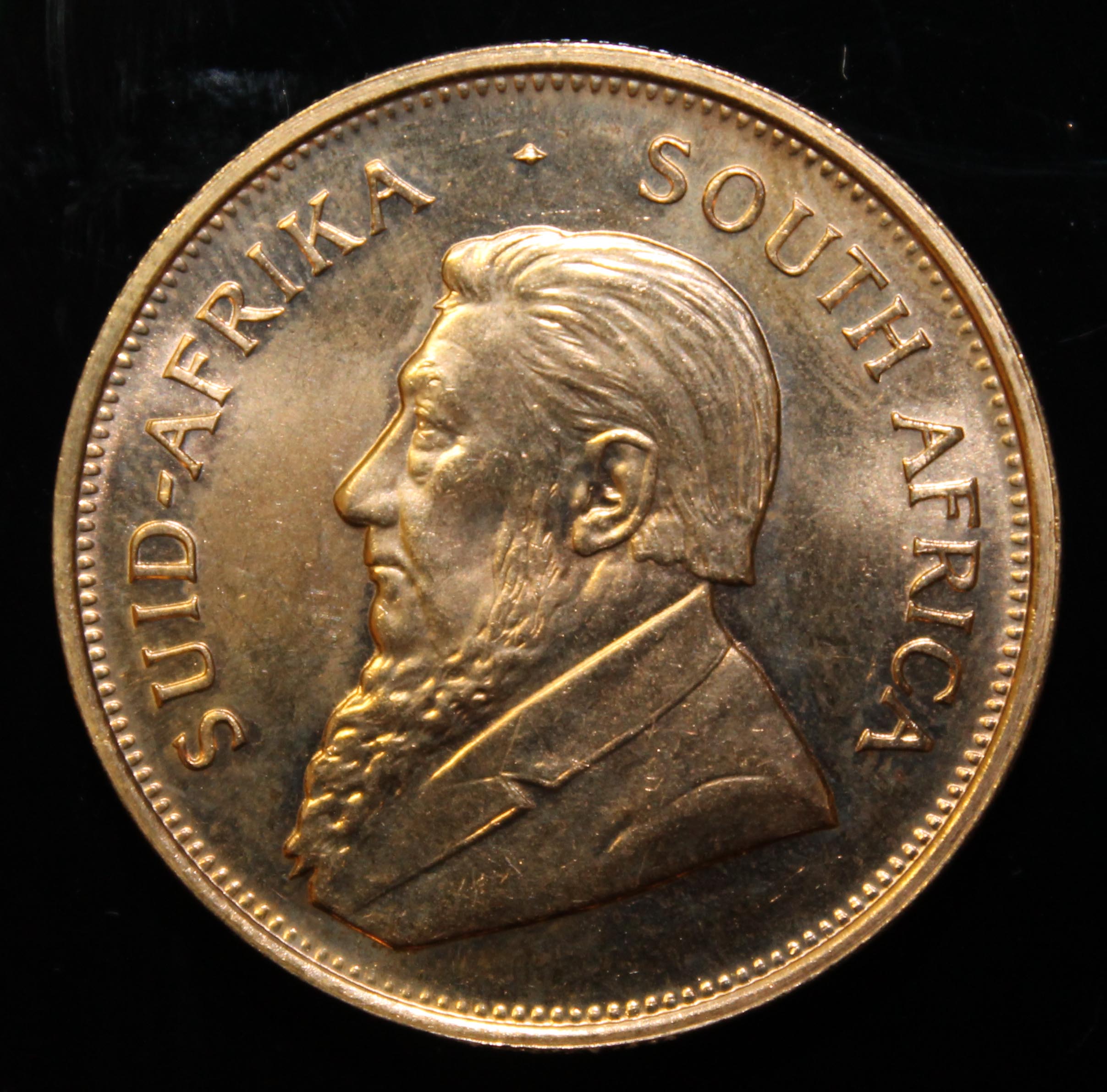 South Africa, 1974 Krugerrand, 1 oz. fine gold (91.67%) ONLY 10% BUYER'S PREMIUM (INCLUSIVE OF