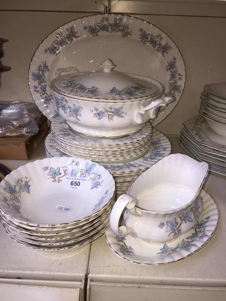 Trentside pattern dinner wares by Royal Kent - appx 22 pieces