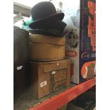 Four vintage hats, two with boxes