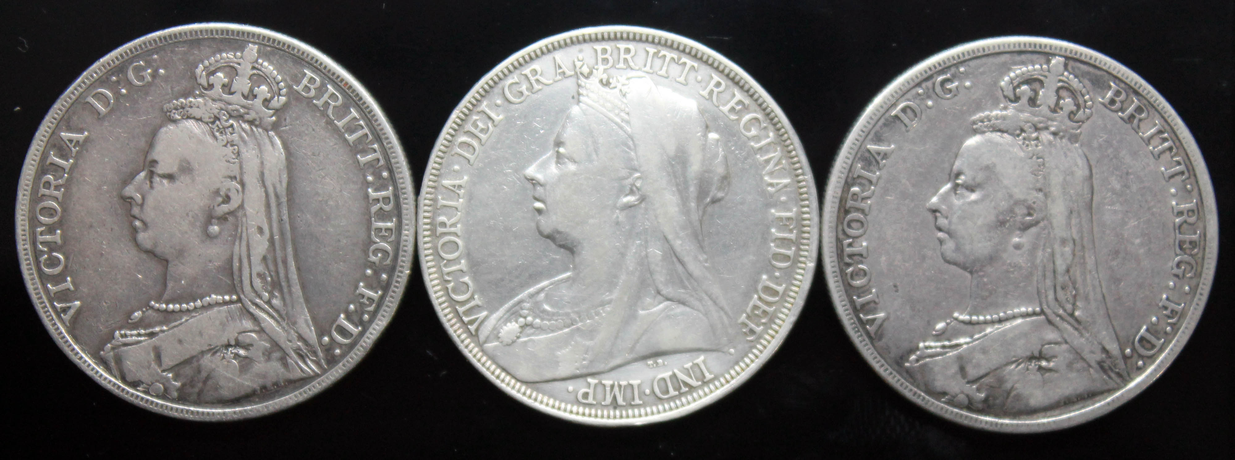 Victoria (1837-1901), three crowns, 2 x 1892 and 1 x 1897.