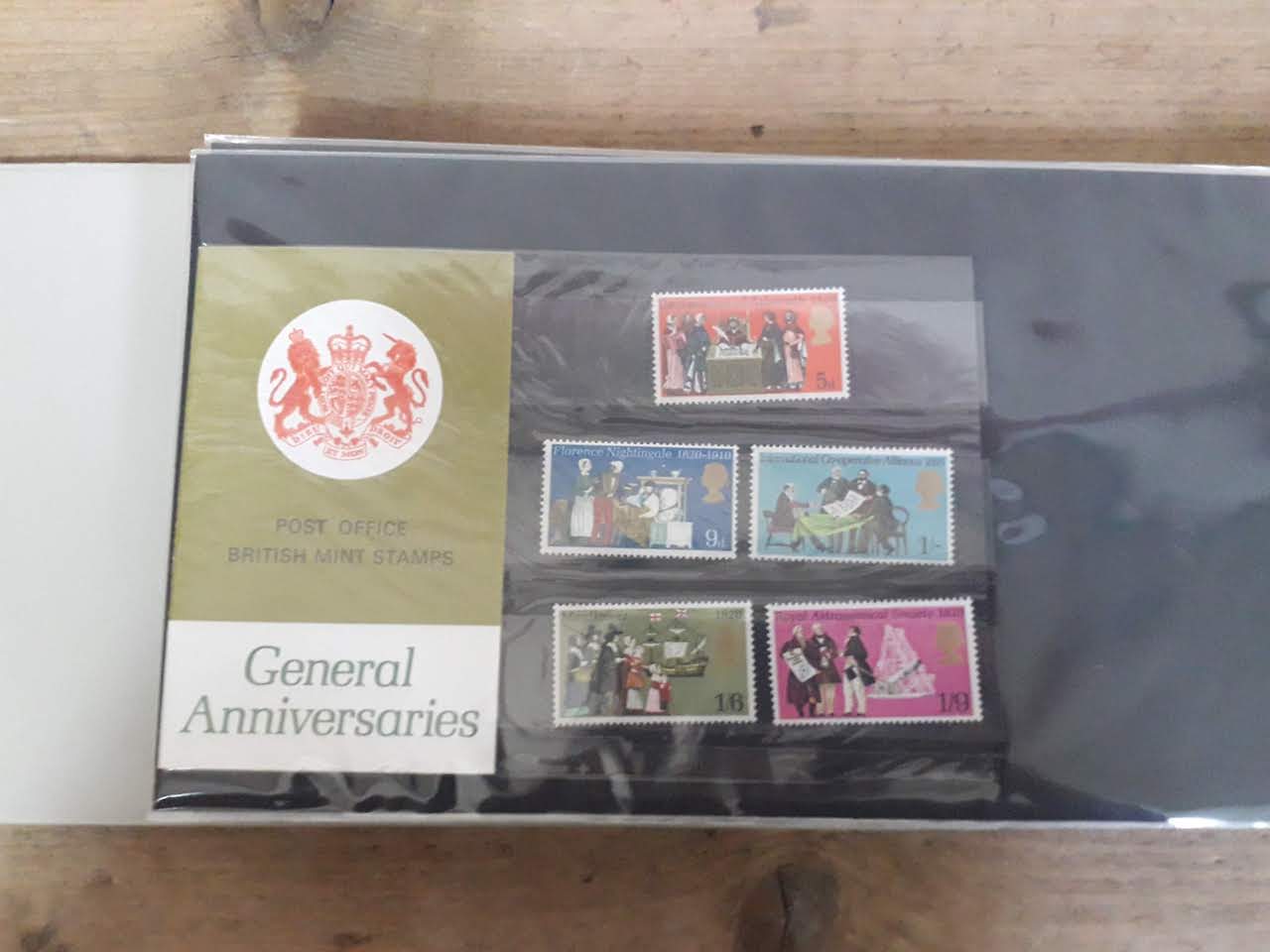 GB British Post Office mint stamp packs, 4 albums, circa 1970s, some high value, collectors packs, - Image 41 of 46