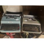 2 vintage Olivetti typerwriters