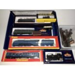 A collection of train models to include R2271 Hornby LMS 4-6-2 Princess Coronation Class 6223 "