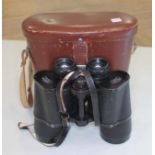 A pair of Carl Zeiss Jena Jenoptem 10 x 50 binoculars with case.