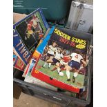 2 boxes of vintage football cards and magazines