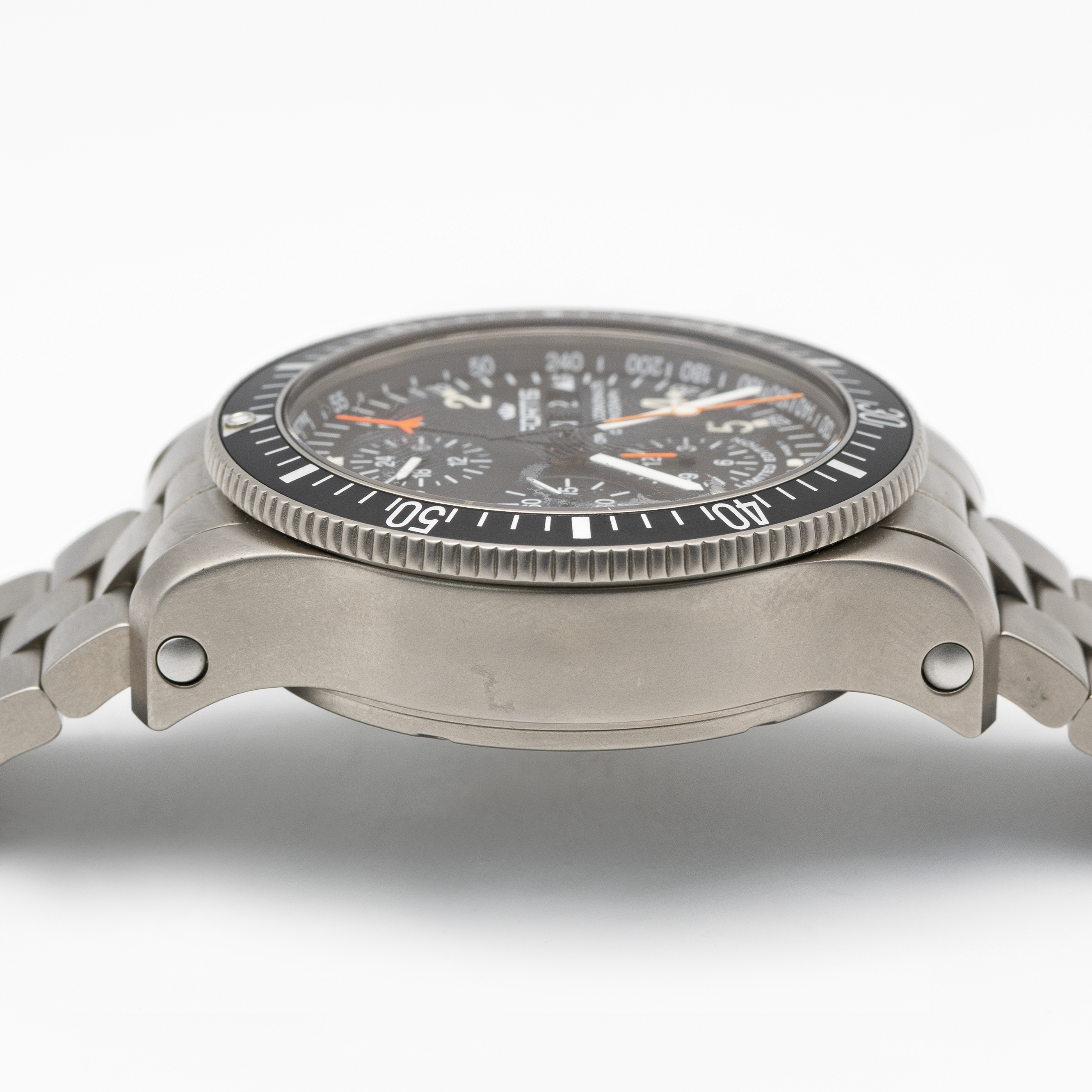 A RARE GENTLEMAN'S TITANIUM FORTIS COSMONAUT B42 AUTOMATIC CHRONOGRAPH BRACELET WATCH CIRCA 2006, - Image 10 of 10