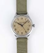 A GENTLEMAN'S STAINLESS STEEL JAEGER LECOULTRE WRIST WATCH CIRCA 1940s WITH SILVER DIAL Movement: