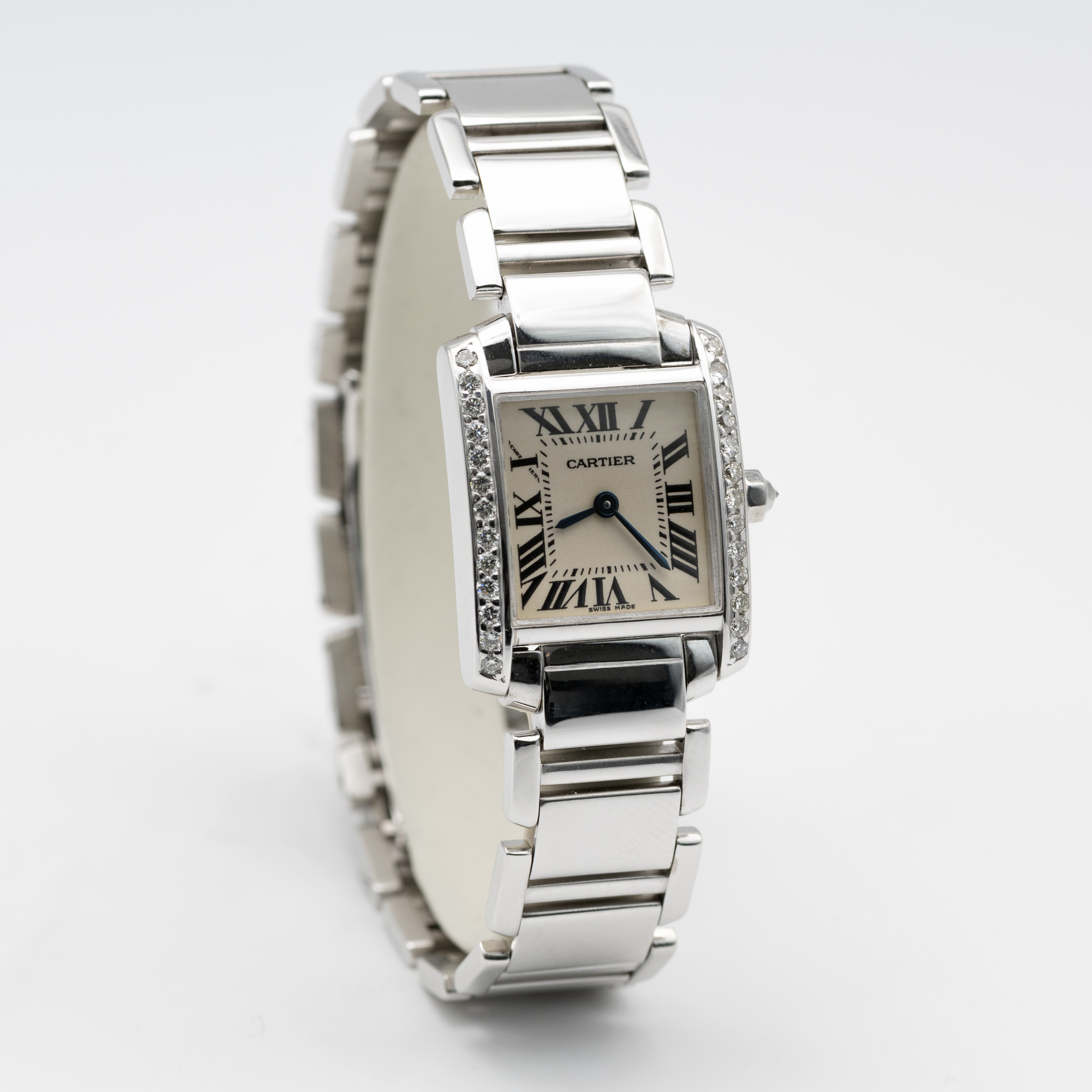 A LADIES 18K SOLID WHITE GOLD CARTIER TANK FRANCAISE BRACELET WATCH CIRCA 2005, REF. 2403 WITH AFTER - Image 4 of 9