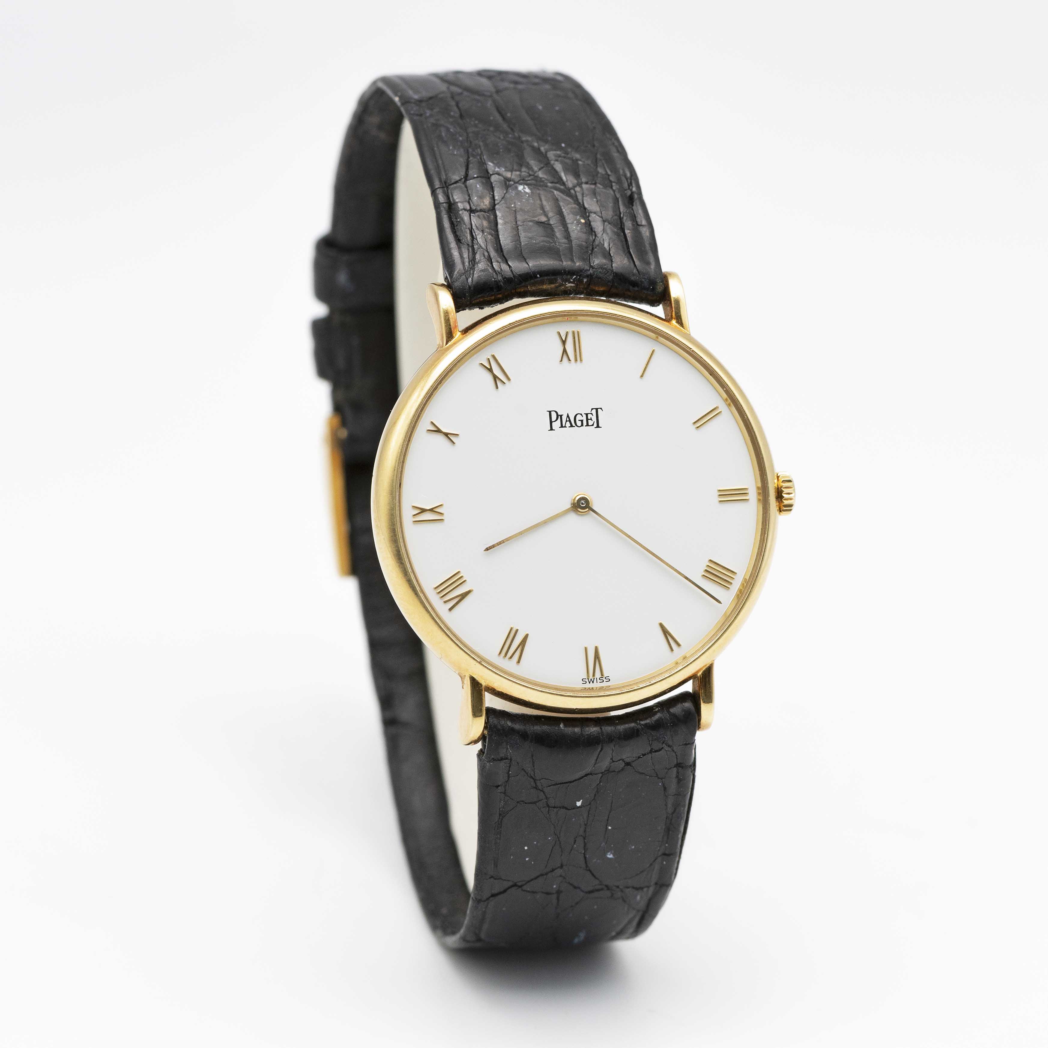 A GENTLEMAN'S SIZE 18K SOLID YELLOW GOLD PIAGET ALTIPLANO WRIST WATCH DATED 1992, REF. 9035 N WITH - Image 4 of 10