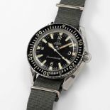 A GENTLEMAN'S STAINLESS STEEL BRITISH MILITARY OMEGA SEAMASTER 300 AUTOMATIC WRIST WATCH CIRCA
