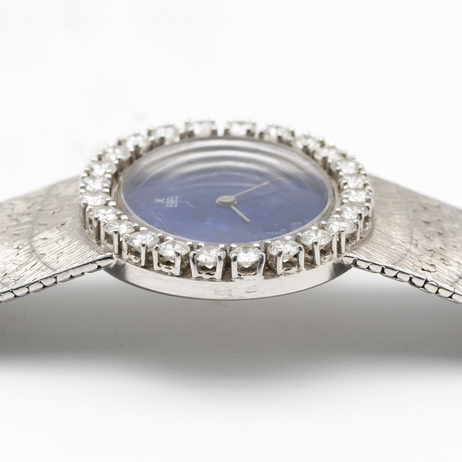 A LADIES FINE 18K SOLID WHITE GOLD & DIAMOND EBEL BRACELET WATCH CIRCA 1970s, WITH LAPIS DIAL, - Image 9 of 11