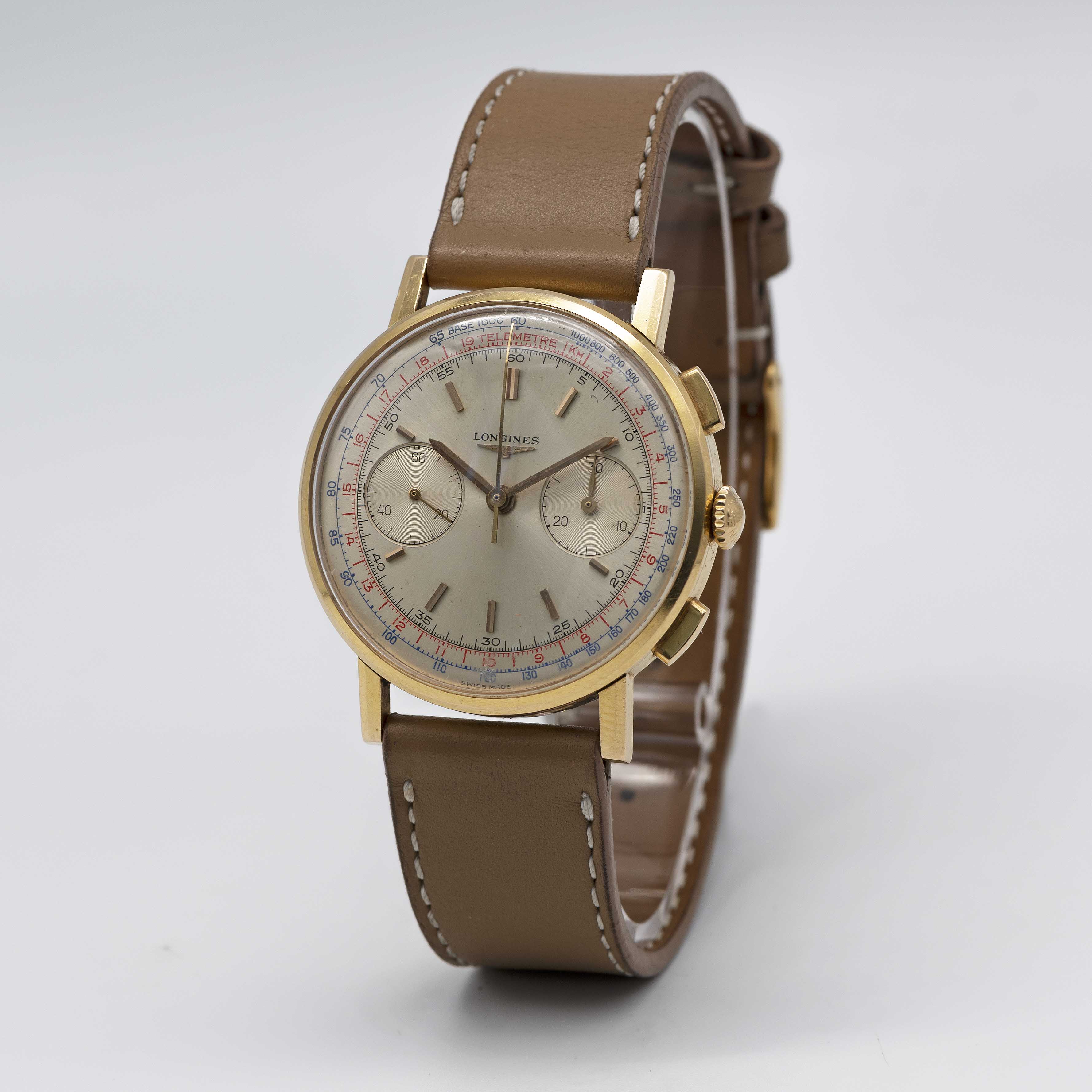 A GENTLEMAN'S 18K SOLID YELLOW GOLD LONGINES FLYBACK CHRONOGRAPH WRIST WATCH DATED 1969, REF. 7414 - Image 4 of 9