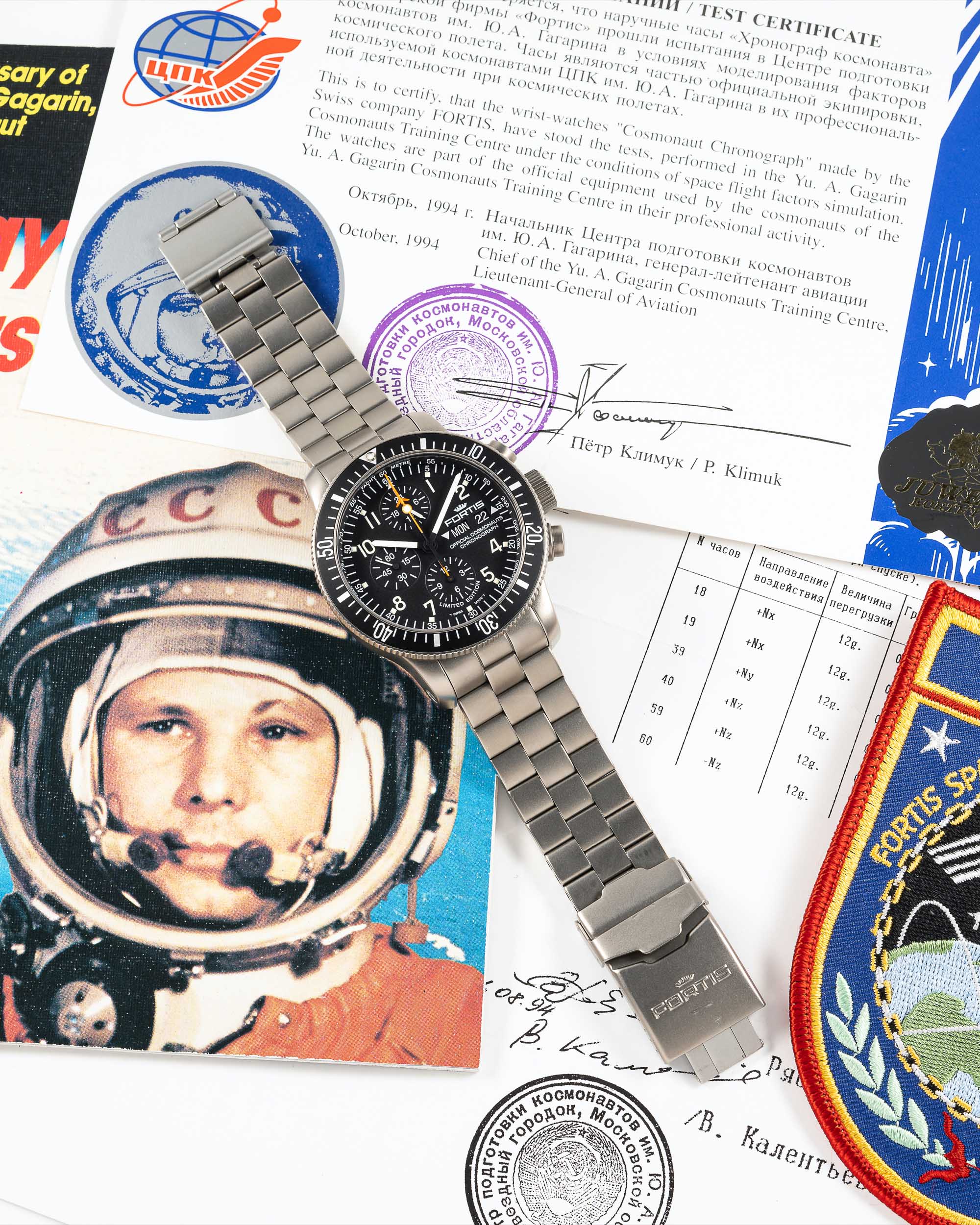 A RARE GENTLEMAN'S TITANIUM FORTIS COSMONAUT B42 AUTOMATIC CHRONOGRAPH BRACELET WATCH CIRCA 2006, - Image 2 of 10