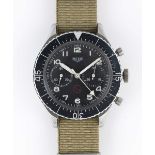 A GENTLEMAN'S STAINLESS STEEL GERMAN MILITARY HEUER BUND FLYBACK CHRONOGRAPH WRIST WATCH CIRCA 1970,