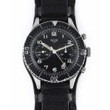 A GENTLEMAN'S STAINLESS STEEL HEUER FLYBACK CHRONOGRAPH WRIST WATCH CIRCA 1970, REF. 1550 SG