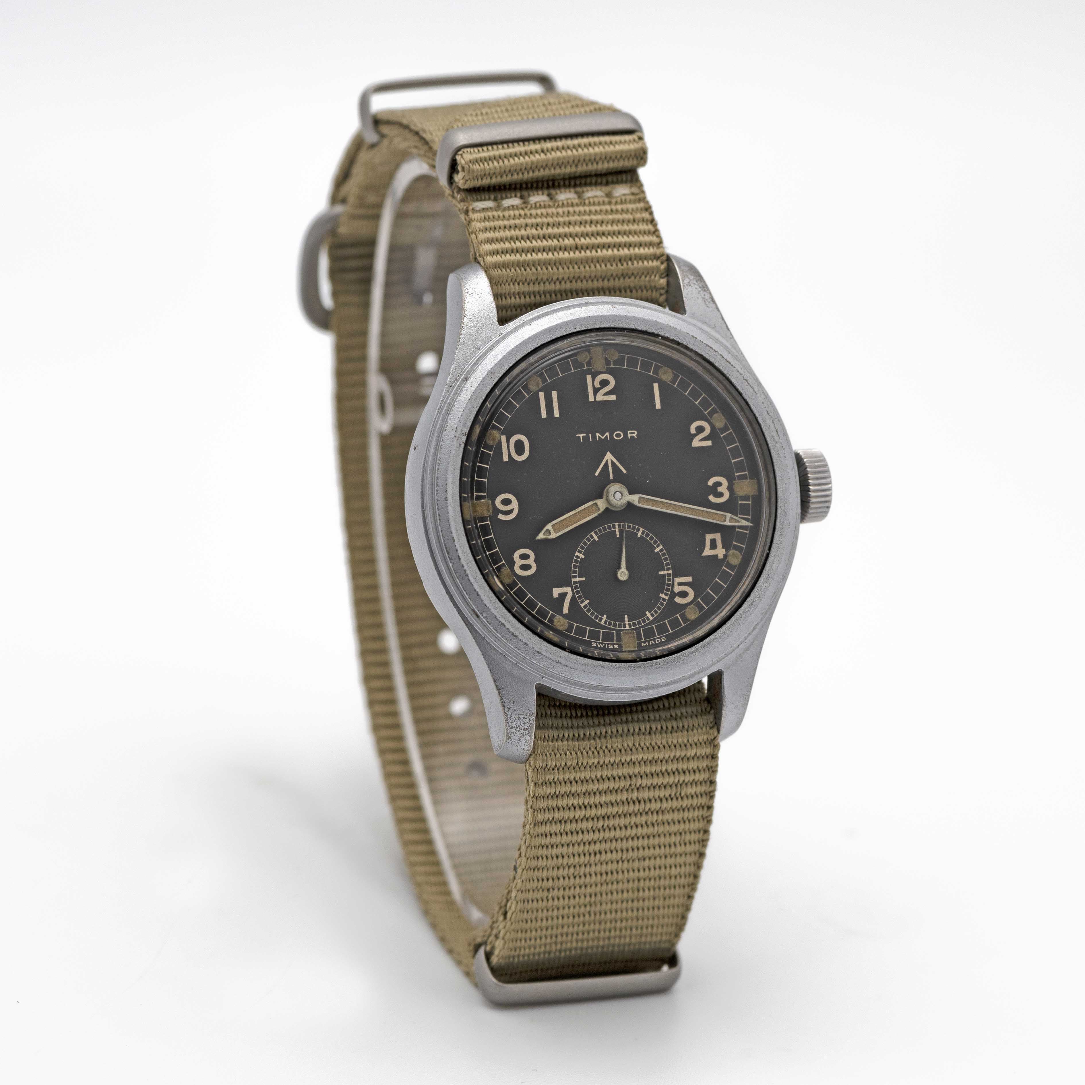 A GENTLEMAN'S STAINLESS STEEL BRITISH MILITARY TIMOR W.W.W. WRIST WATCH CIRCA 1945, PART OF THE " - Image 4 of 8