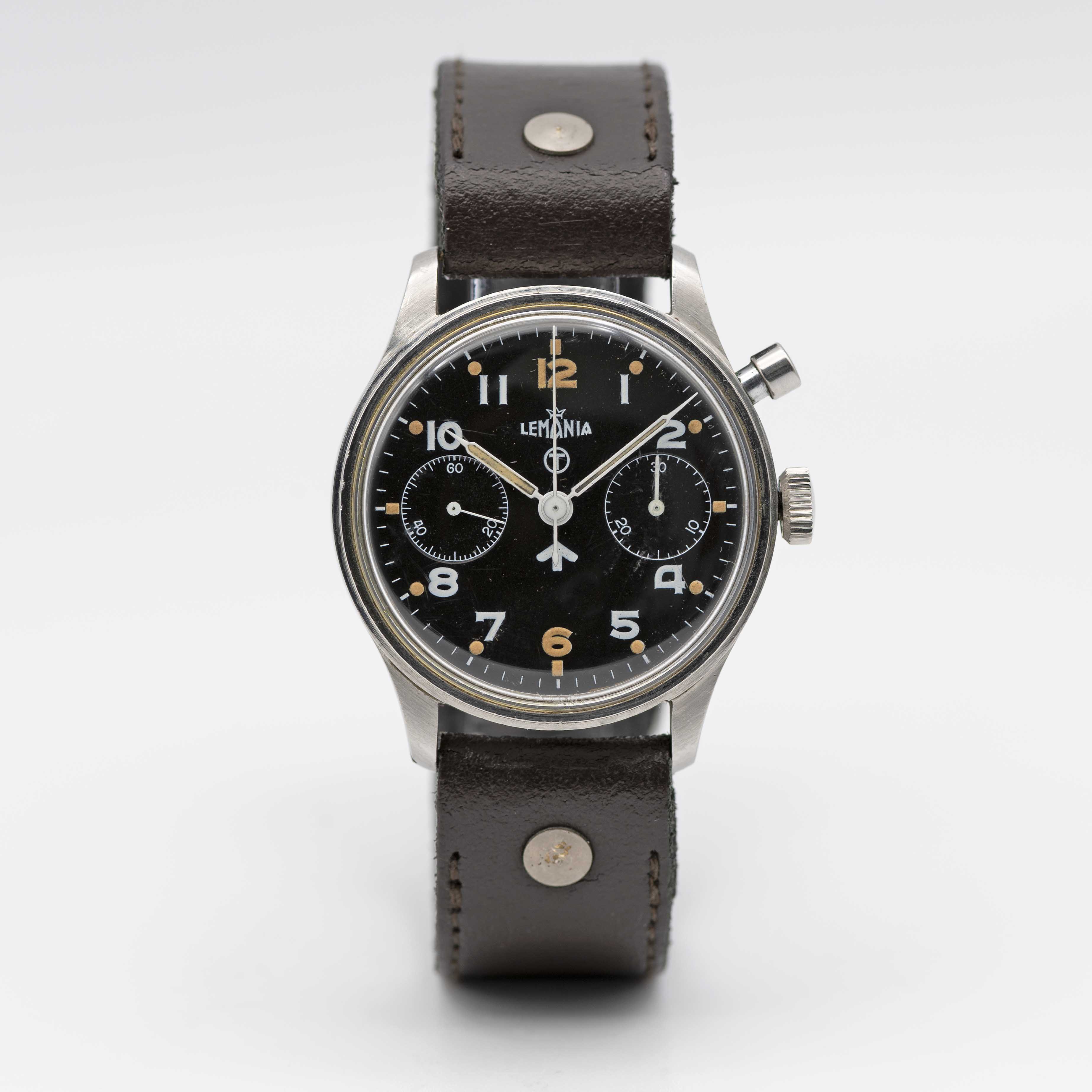 A GENTLEMAN'S STAINLESS STEEL BRITISH MILITARY ROYAL NAVY LEMANIA SINGLE BUTTON CHRONOGRAPH WRIST - Image 2 of 8