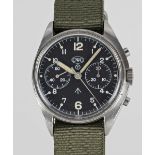 A GENTLEMAN'S STAINLESS STEEL BRITISH MILITARY CWC RAF PILOTS CHRONOGRAPH WRIST WATCH DATED 1980,