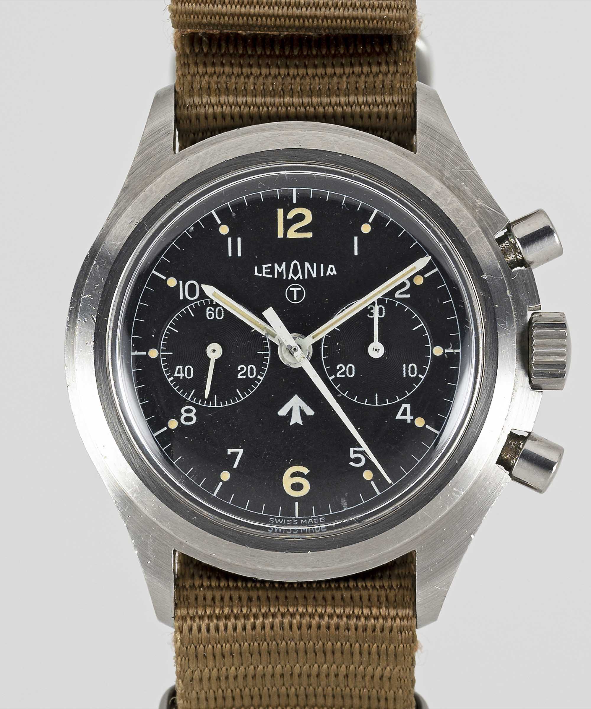 A RARE GENTLEMAN'S STAINLESS STEEL BRITISH MILITARY ROYAL NAVY LEMANIA "DOUBLE BUTTON" CHRONOGRAPH - Image 4 of 11