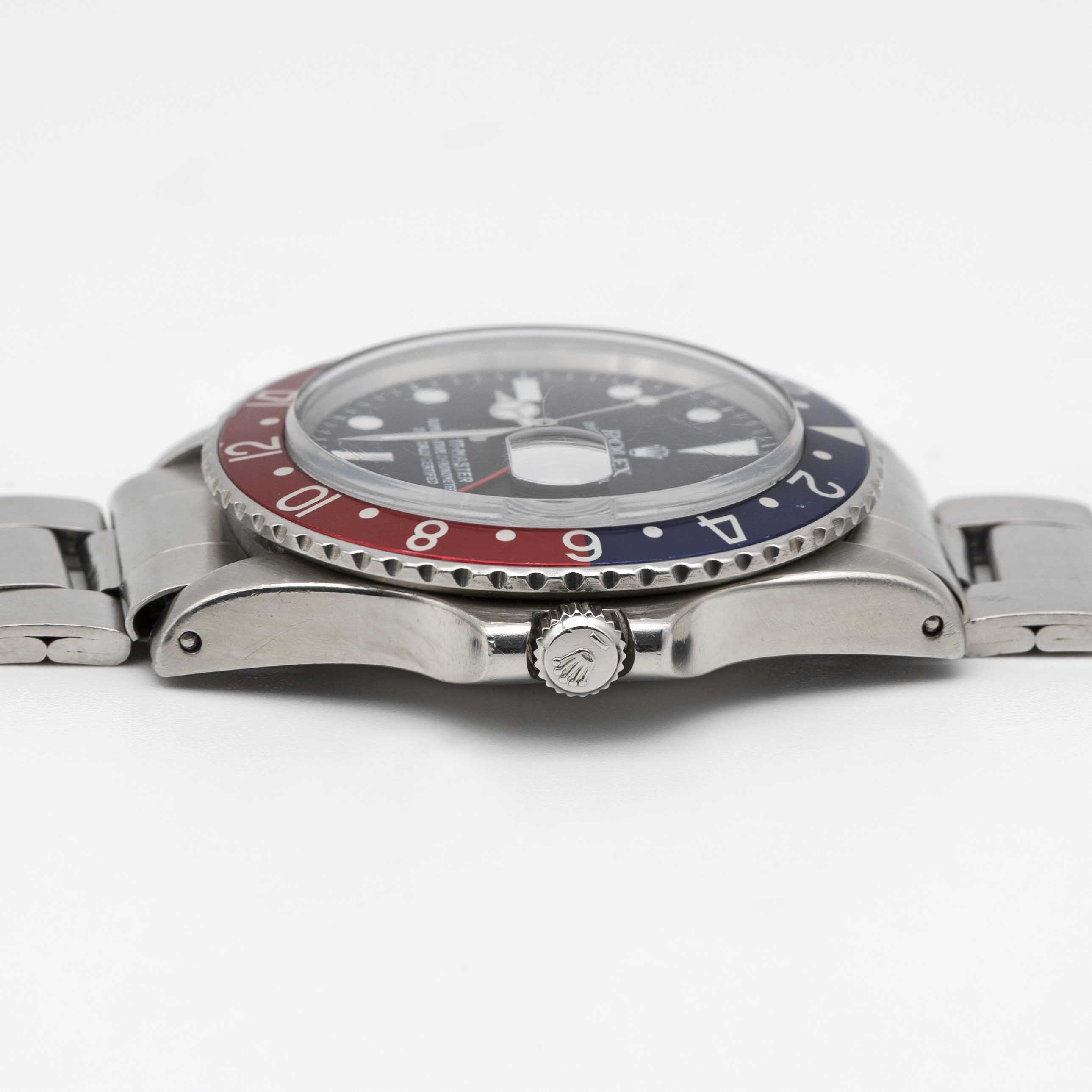 A GENTLEMAN'S STAINLESS STEEL ROLEX OYSTER PERPETUAL DATE GMT MASTER "PEPSI" BRACELET WATCH CIRCA - Image 8 of 10