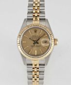 A LADIES STEEL & GOLD ROLEX OYSTER PERPETUAL DATEJUST BRACELET WATCH CIRCA 1986, REF. 69173 WITH