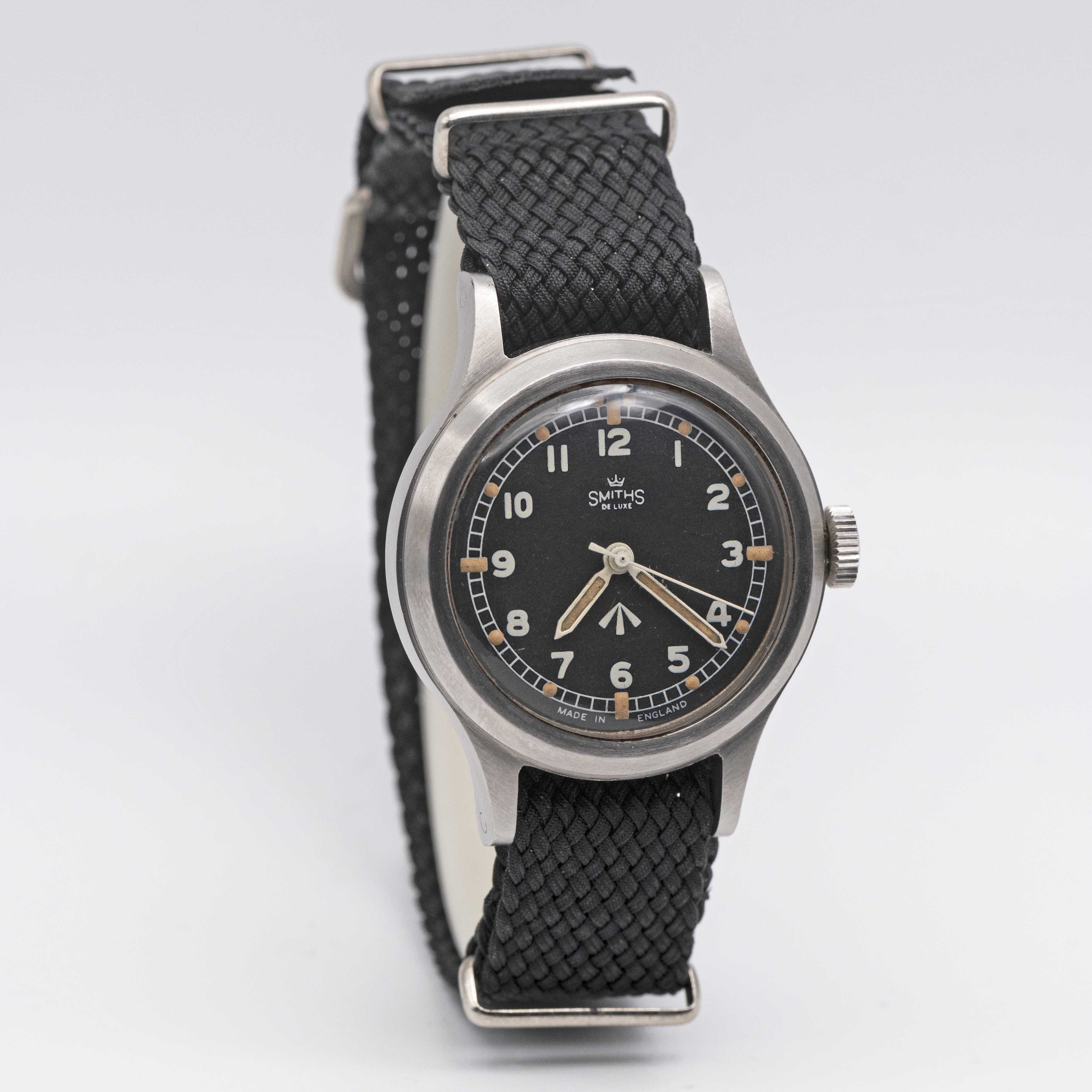 A VERY RARE GENTLEMAN'S STAINLESS STEEL BRITISH MILITARY SMITHS DE LUXE RAF PILOTS WRIST WATCH DATED - Image 7 of 11